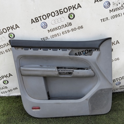 Обшивка-облицювання передньої двері, лівою, внутрішня 1T1867011 VAG