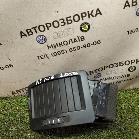 Решітка повітропровода ліва 1Z0819701 VAG