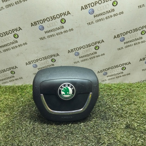 Подушка в кермі 1Z0880201AH VAG