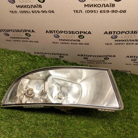 Права протитуманні фари 1Z0941700C VAG