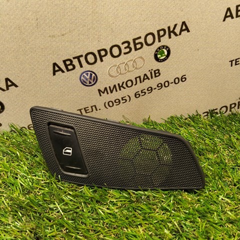 Кнопка підйомника заднього скла 1Z0959856 VAG