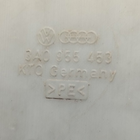Водяний бачок омивача скла 3A0955453 VAG