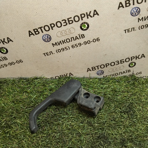 Важіль відкривання капота 3A1823533 VAG
