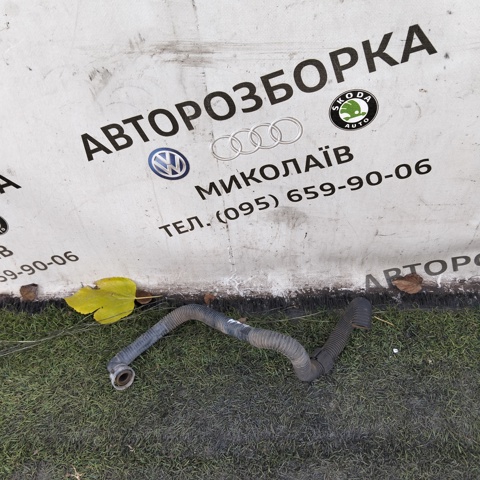 Патрубок повітряний, від насоса до клапана подачі повітря 3B0131149F VAG