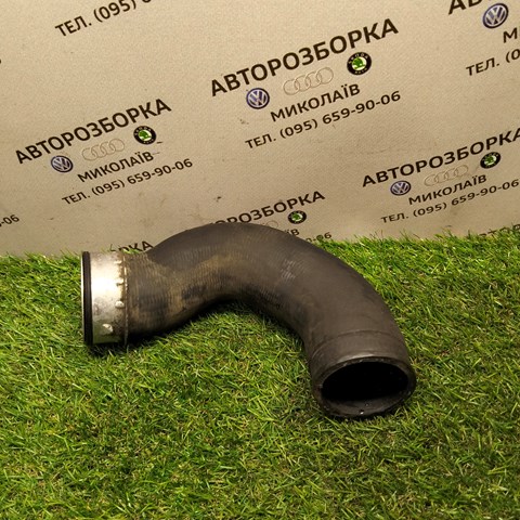 Шланг/патрубок интеркуллера 3B0145832 VAG