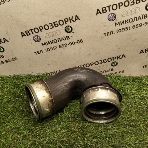 Шланг/патрубок інтеркуллера 3B0145834AC VAG