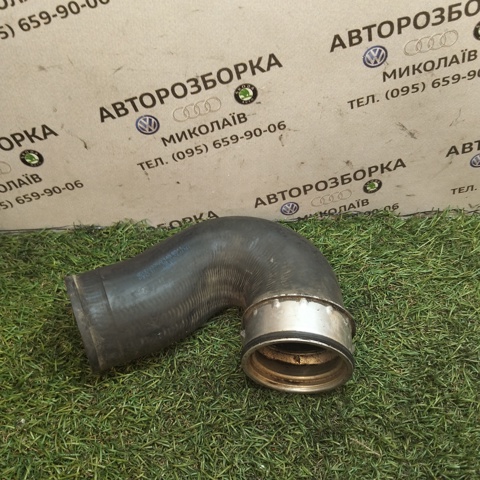 Шланг/патрубок интеркуллера 3B0145834L VAG