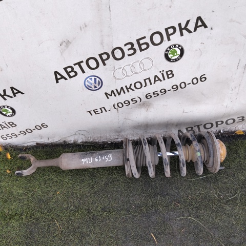 Стойка амортизатора передняя 3B0413031Q VAG