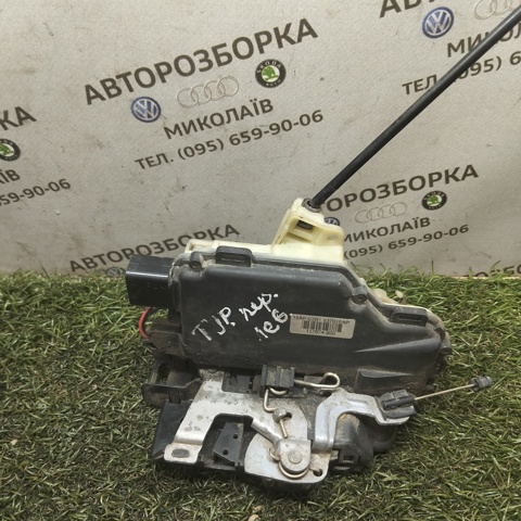 Замок дверей водія 3B1837015AP VAG