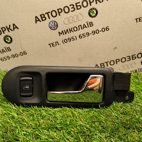Ручка передньої двері внутрішня права 3B1837114T VAG