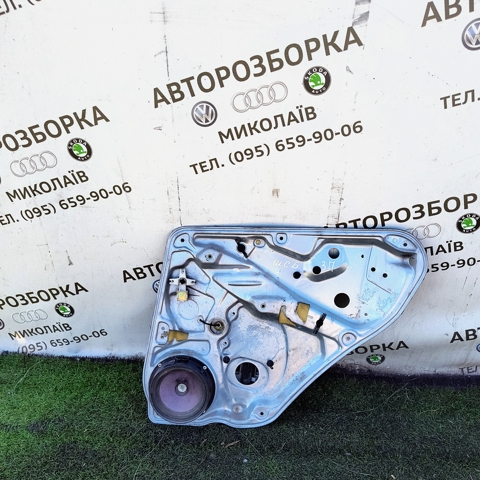 Склопідйомник задніх правих дверей 3B5839756C VAG