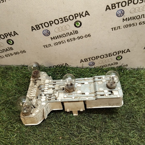 Плата заднього ліхтаря, контактна 3B5945257 VAG