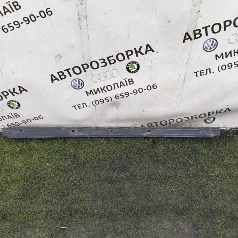 Ліве кріплення заднього бампера 3B9807863B VAG