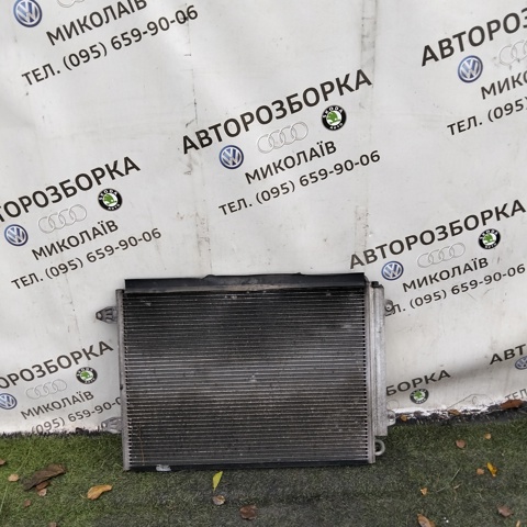 Радіатор охолодження 3C0121253S VAG