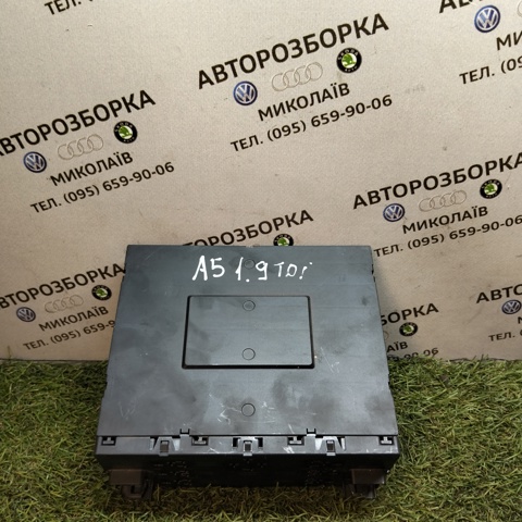 Комп'ютер бортовий 3C0937049AE VAG