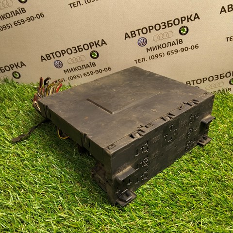 Модуль керування (ЕБУ) бортової мережі 3C0937049E VAG