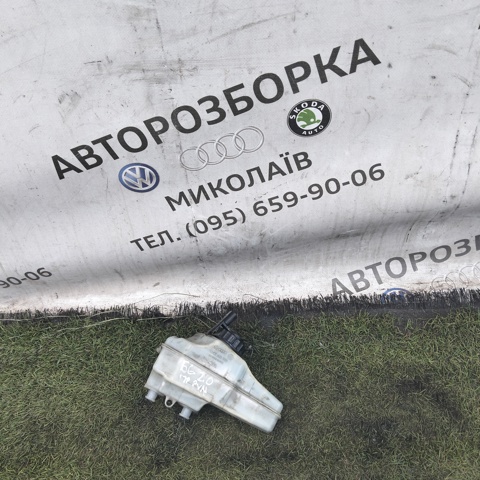 Бачок головного гальмівного циліндру 3C2611301 VAG