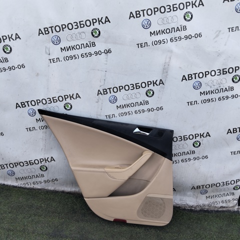 Обшивка правих задніх дверей 3C5867211 VAG