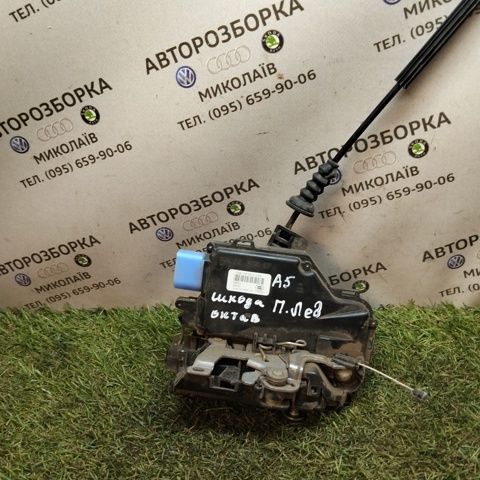 Замок водійських дверей 3D1837015AB VAG