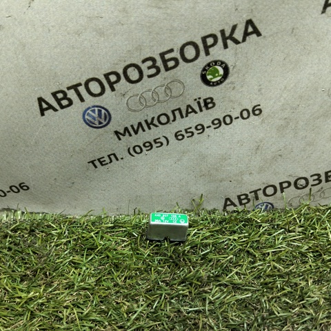 Запобіжник 443937105A VAG