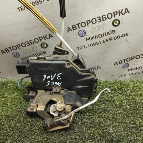 Замок задніх дверей, лівих 4B0839015B VAG