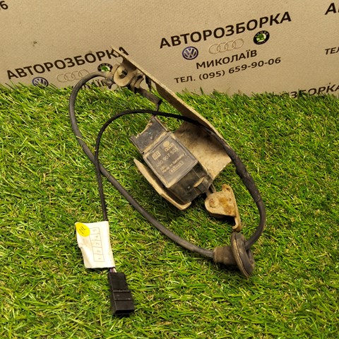Датчик рівня положення кузова, передній лівий 4B0907503 VAG