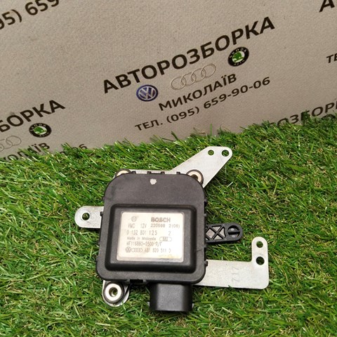 Двигун заслінки печі 4B1820511D VAG