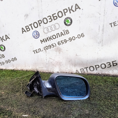 Праве бокове дзеркало 4B1858532 VAG