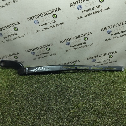 Ричаг двірника 4B1955407D VAG