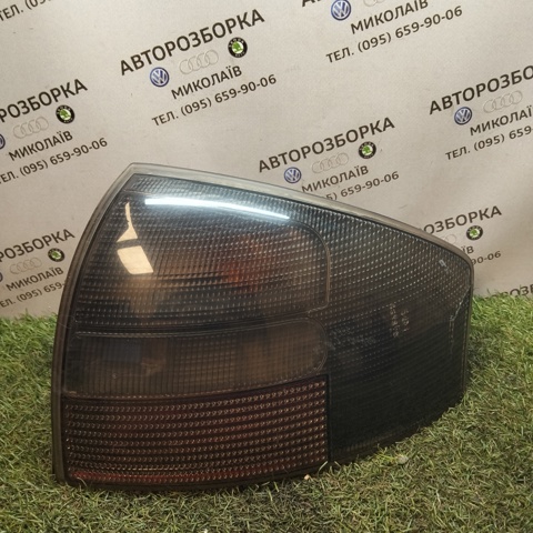Задній правий стоп 4B5945096 VAG