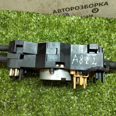 Перемикач підрульовий, лівий 4D0953513 VAG