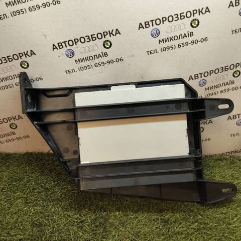 Підсилювач звуку аудіосистеми 4F0035056B VAG
