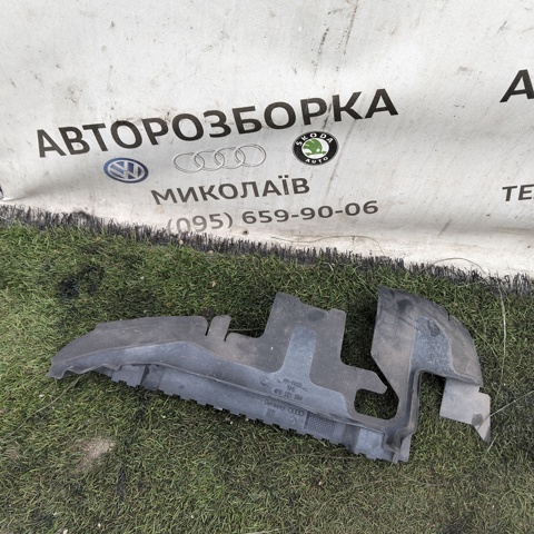 Повітропровід / дефлектор радіатора, правий 4F0121284 VAG