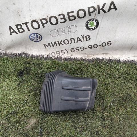 Патрубок повітряний, вхід повітряного фільтра 4F0129739B VAG