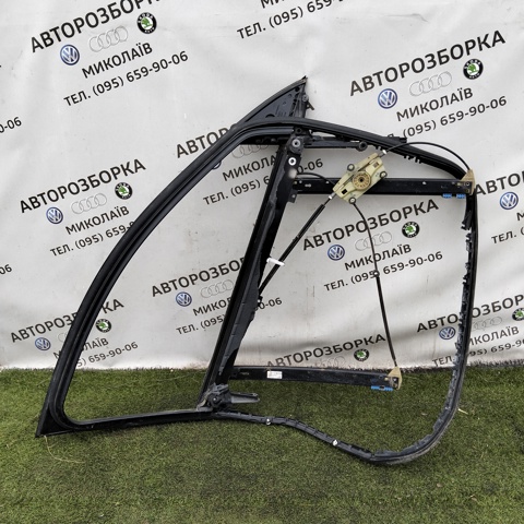 Склопідйомник з електродвигуном 4F0837461D VAG