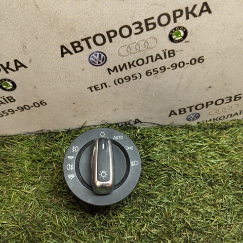 Перемикач світла фар, на "торпедо" 4F1941531E VAG
