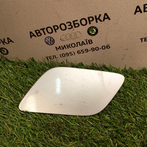 Накладка форсунки омивача фари передньої 4L0955275 VAG