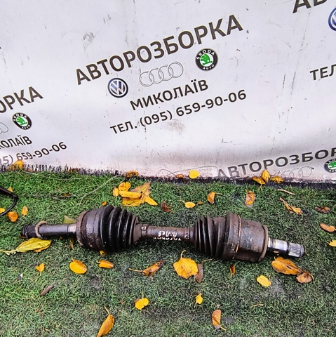Привід лівий 51610H1000 HYUNDAI