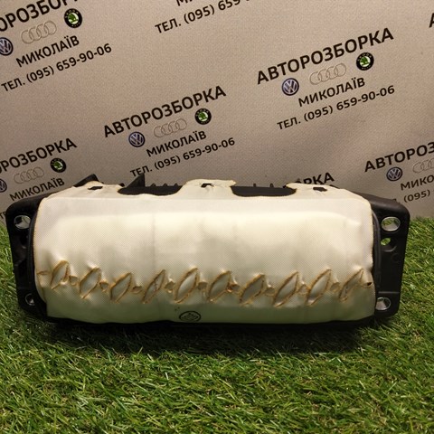 Подушка безпеки бокова 5C6880204B VAG