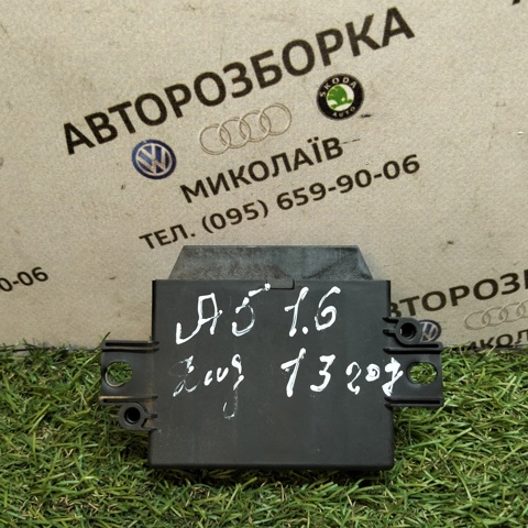 Модуль керування (ЕБУ) парктроніком 5J0919475A VAG