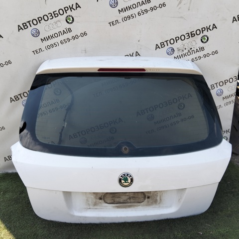 Задні двері багажника 5J9827025F VAG