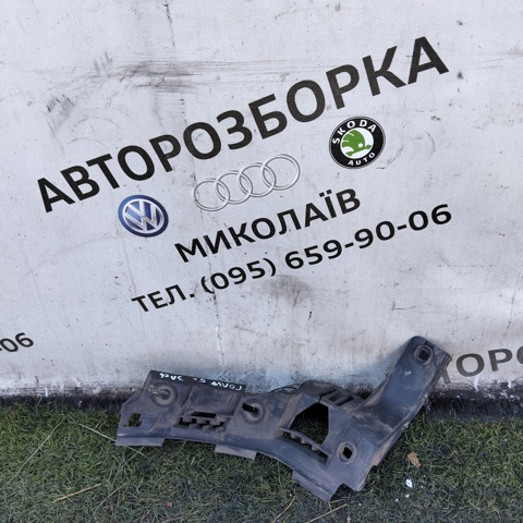 Направляюча заднього бампера, ліва 5M0807393A VAG