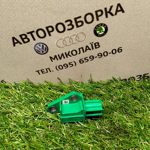 Датчик Айрбег передній 5M0909606 VAG
