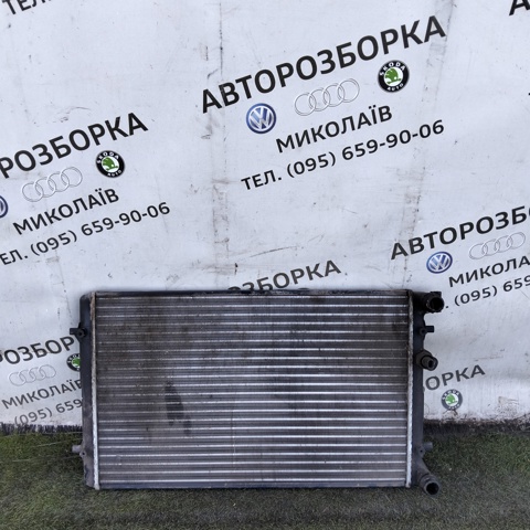 Радіатор основний Ауді А3