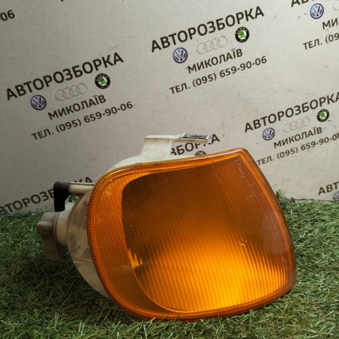 Правий покажчик повороту - лампа 6N0953050B VAG