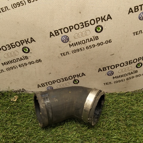 Трубка, що нагнітається 6R0145838 VAG