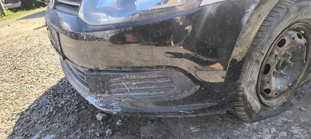 Бампер на авто 6RU807221GRU VAG