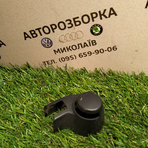 Важіль-поводок двірника заднього скла 6Y0955435 VAG