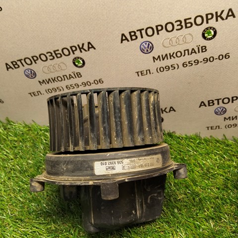 Двигун вентилятора пічки (опалювача салону), задній 701819167 VAG
