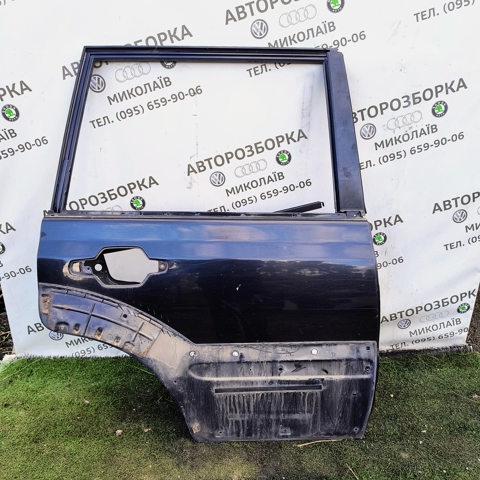 Двері задні, праві Hyundai Terracan